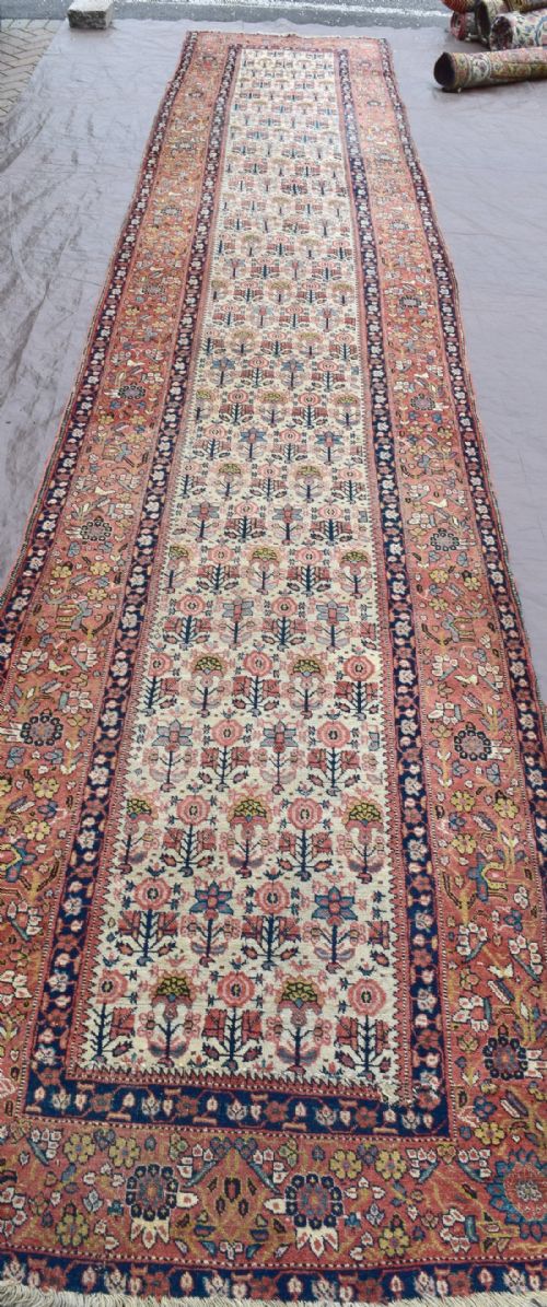early kurdish runner - CATEGORY: ANTIQUE RUGS - DATED 1800