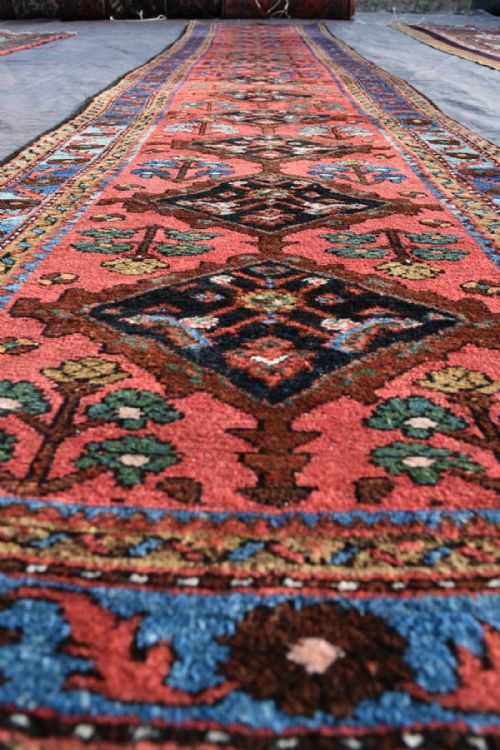 ANTIQUE LILIHAN RUNNER - ADDITIONAL PHOTO 2