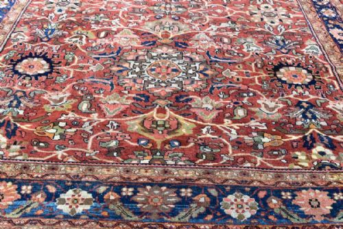 ANTIQUE MAHAL CARPET - ADDITIONAL PHOTO 1