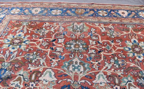 ANTIQUE MAHAL CARPET - ADDITIONAL PHOTO 4