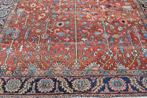 ANTIQUE HERIZ CARPET - ADDITIONAL PHOTO 1