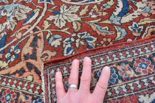 AN ANTIQUE MEHRIBAN CARPET - ADDITIONAL PHOTO 4