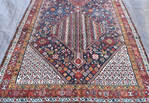 ANTIQUE KHAMSEH TRIBAL CARPET - ADDITIONAL PHOTO 1