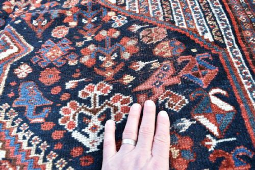 ANTIQUE KHAMSEH TRIBAL CARPET - ADDITIONAL PHOTO 2