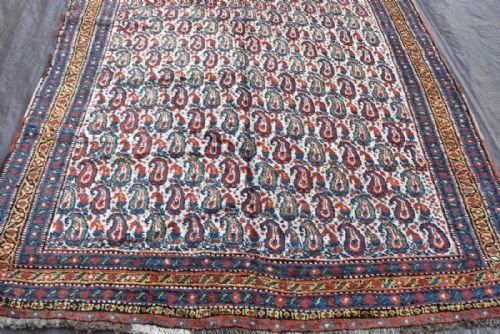 OLD KHAMSEH TRIBAL CARPET - ADDITIONAL PHOTO 2