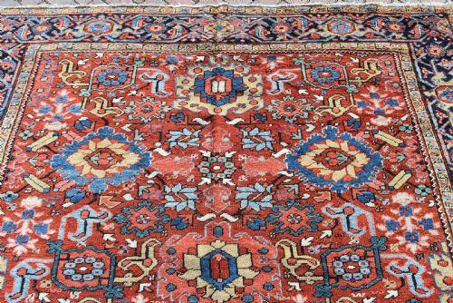 ANTIQUE PERSIAN HERIZ CARPET WITH ALL OVER DESIGN - ADDITIONAL PHOTO 3