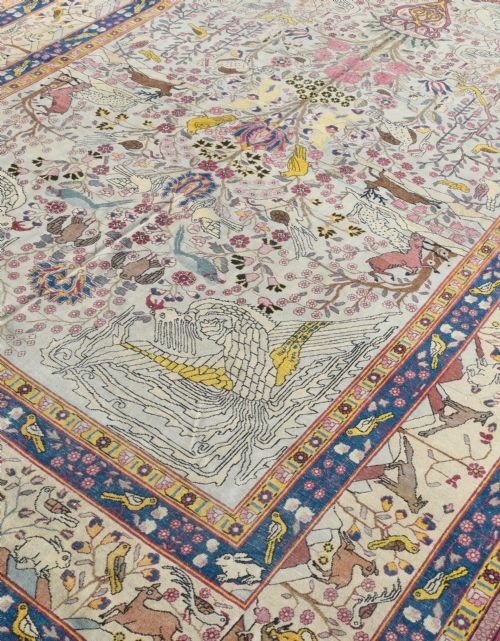 ANTIQUE PERSIAN TEHRAN CARPET OF UNUSUAL DESIGN - ADDITIONAL PHOTO 6
