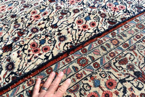 ANTIQUE PERSIAN TEHRAN CARPET OF UNUSUAL DESIGN - ADDITIONAL PHOTO 6