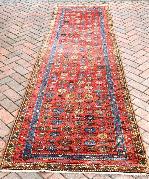 antique persian heriz runner - CATEGORY: ANTIQUE SIDEBOARDS - DATED 1900