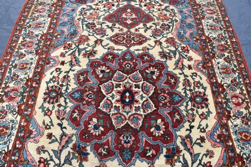 ANTIQUE PERSIAN BAKTIARI RUG ONE OF PAIR IF REQUIRED 216X133CM - ADDITIONAL PHOTO 2