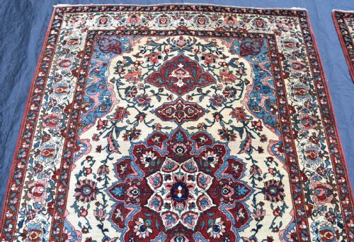 ANTIQUE PERSIAN BAKTIARI RUG ONE OF PAIR IF REQUIRED 216X133CM - ADDITIONAL PHOTO 9