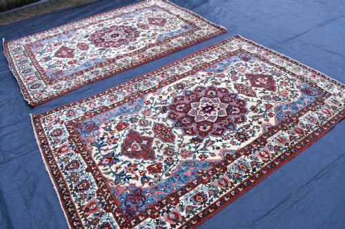 ANTIQUE PERSIAN BAKTIARI RUG ONE OF PAIR IF REQUIRED 216X133CM - ADDITIONAL PHOTO 12