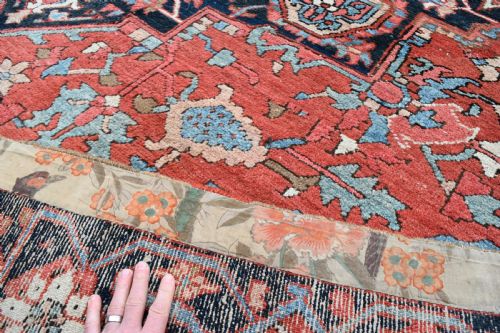 A GOOD ANTIQUE PERSIAN HERIZKARAJA CARPET 383X296CM - ADDITIONAL PHOTO 10