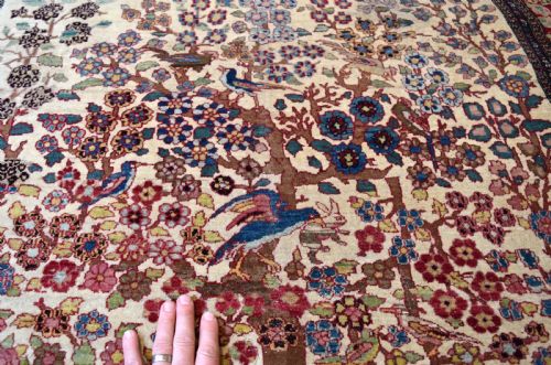 VERY FINE ANTIQUE ISFAHAN RUG 204X134 - ADDITIONAL PHOTO 1