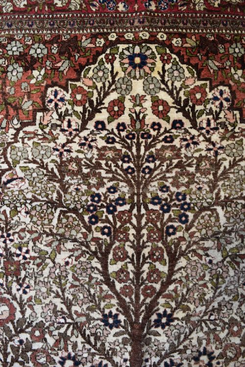 ANTIQUE ISFAHAN PRAYER RUG 202X145CM - ADDITIONAL PHOTO 1