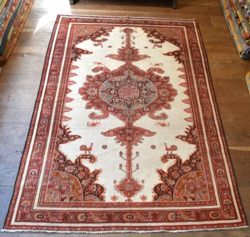 VERY FINE ANTIQUE MALYOR RUG WITH LIONS 206X142