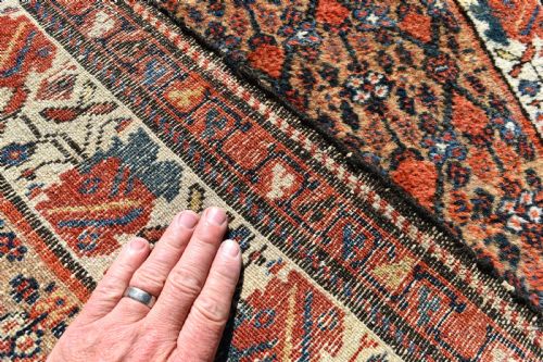 A VERY LONG AND NARROW ANTIQUE PERSIAN HAMADAN RUNNER 641X85CM - ADDITIONAL PHOTO 4