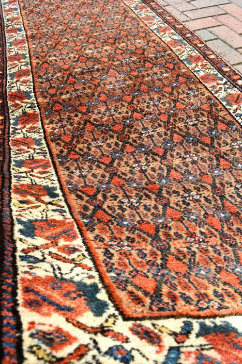 A VERY LONG AND NARROW ANTIQUE PERSIAN HAMADAN RUNNER 641X85CM - ADDITIONAL PHOTO 5