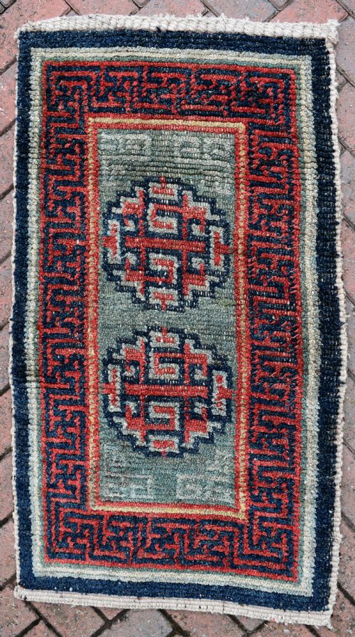 tibetan wangden saddle top - CATEGORY: ANTIQUE RUGS - DATED 19TH CENTURY