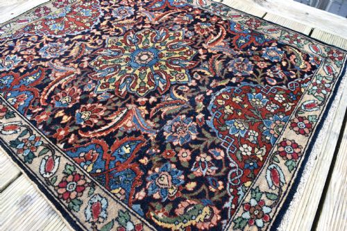 ANTIQUE ISFAHAN SQUARE RUG 98X70CM - ADDITIONAL PHOTO 1