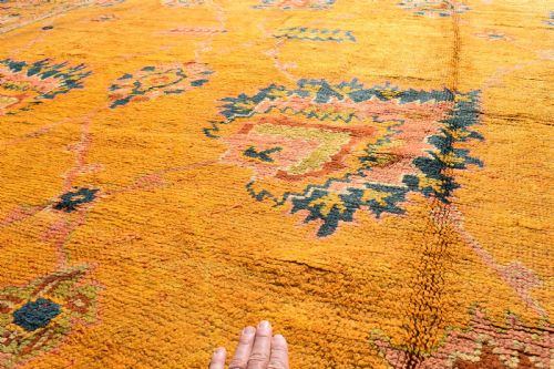 A VERY LARGE ANTIQUE USHAK CARPET 505X394CM - ADDITIONAL PHOTO 1