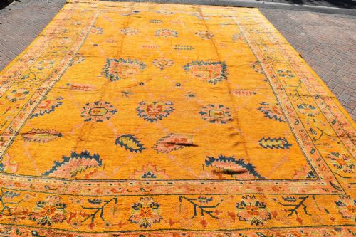 A VERY LARGE ANTIQUE USHAK CARPET 505X394CM - ADDITIONAL PHOTO 2