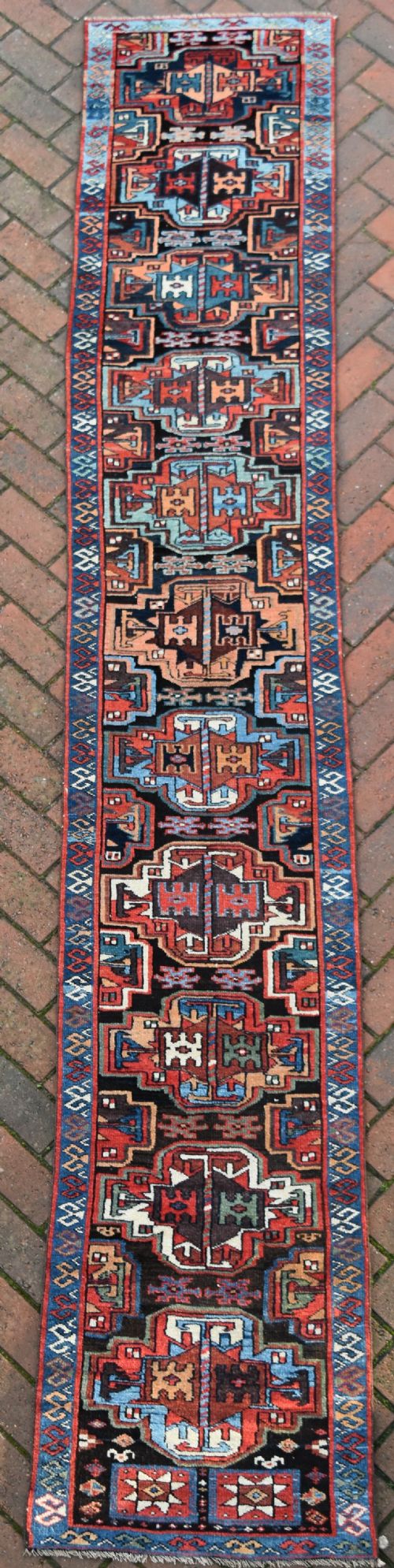 A VERY NARROW VERAMIN RUNNER 348X58 CM - ADDITIONAL PHOTO 2