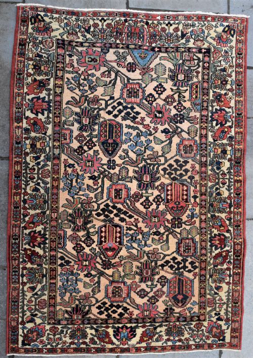 antique baktiari rug circa 1920 200x140cm - CATEGORY: ANTIQUE RUGS - DATED 1920
