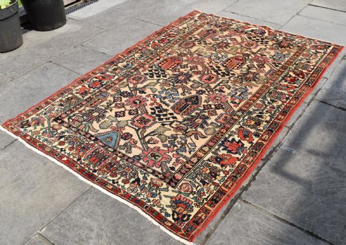 ANTIQUE BAKTIARI RUG CIRCA 1920 200X140CM - ADDITIONAL PHOTO 1