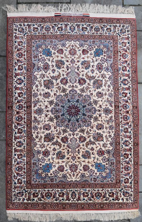 very fine serafian isfahan rug 234x147 cm - CATEGORY: ANTIQUE RUGS - DATED 1930