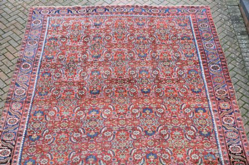 ANTIQUE HERIZ CARPET - ADDITIONAL PHOTO 4