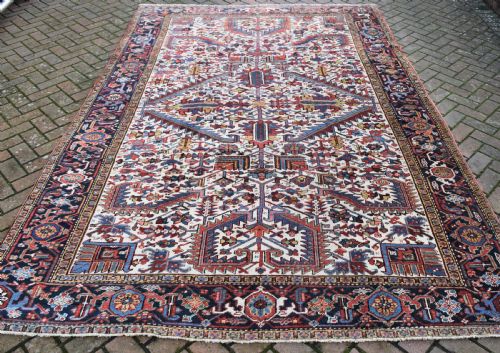 antique ivory ground heriz carpet 326x219 cm - CATEGORY: ANTIQUE RUGS - DATED 1920