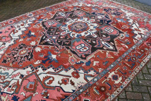 A VERY FINE ANTIQUE HERIZ ROOMSIZE CARPET 389X283CM - ADDITIONAL PHOTO 3