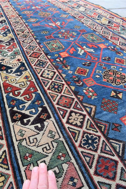 A VERY FINE ANTIQUE SHIRVAN LONG RUG 278X112CM - ADDITIONAL PHOTO 5