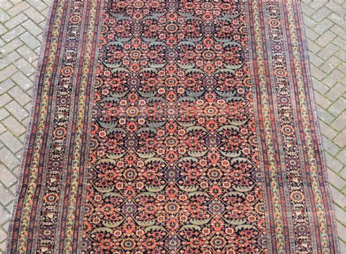 AN ANTIQUE NORTH WEST PERSIAN ROOMSIZE CARPET 410X213CM - ADDITIONAL PHOTO 1