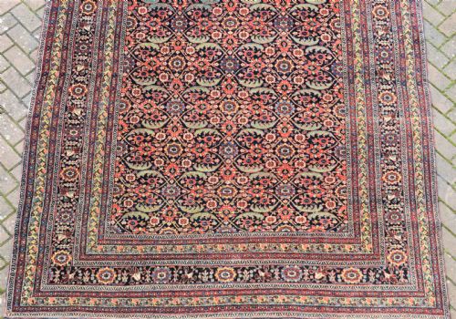AN ANTIQUE NORTH WEST PERSIAN ROOMSIZE CARPET 410X213CM - ADDITIONAL PHOTO 3