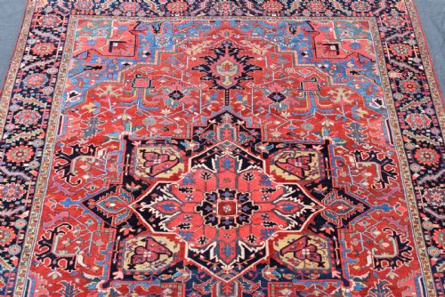 A VERY LARGE ANTIQUE HERIZ ROOMSIZE CARPET 430X315CM - ADDITIONAL PHOTO 8