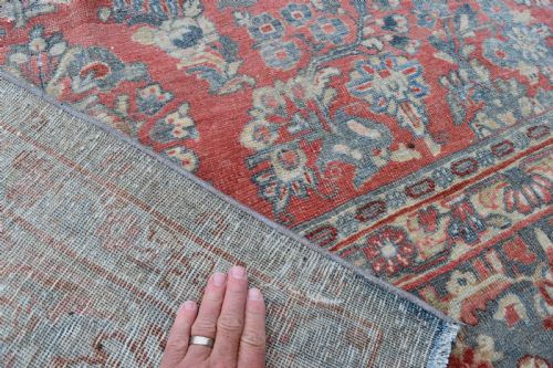 AN OLD PERSIAN SAROUK ROOMSIZE CARPET 366X268CM - ADDITIONAL PHOTO 2
