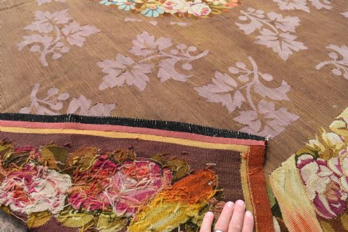 FINE ANTIQUE FRENCH AUBUSSON CARPET CIRCA 1860 334X234CM - ADDITIONAL PHOTO 3
