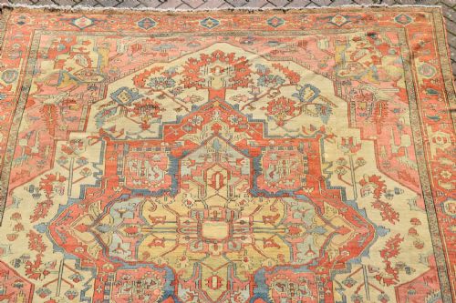 AN EXCEPTIONAL ANTIQUE SERAPI CARPET 345X290CM - ADDITIONAL PHOTO 6