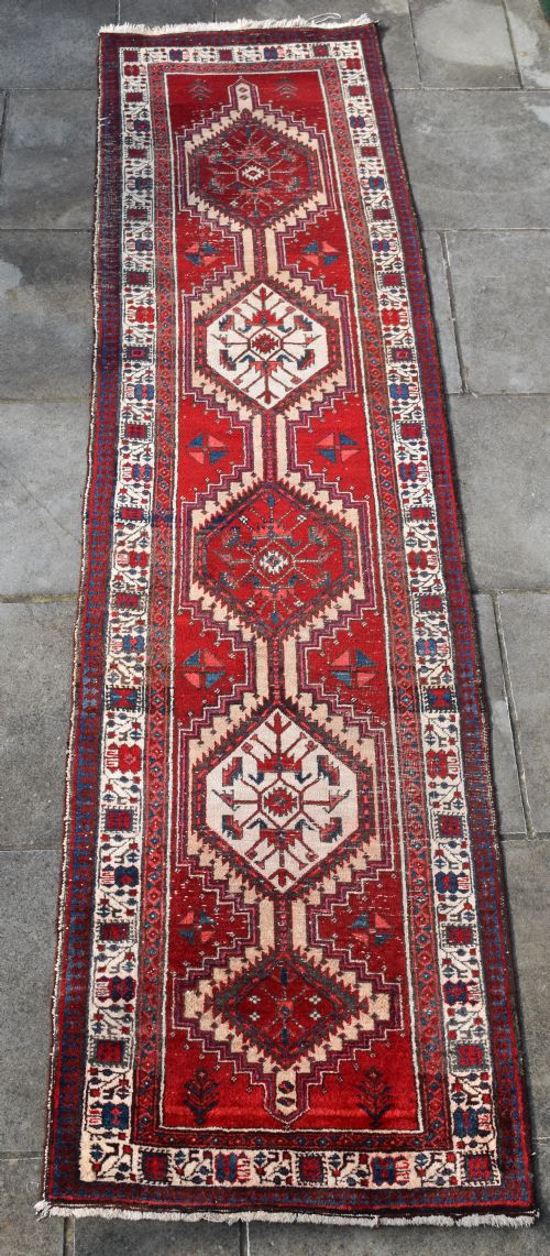 an old serab narrow runner 352x89 cm - CATEGORY: ANTIQUE RUGS - DATED 1930
