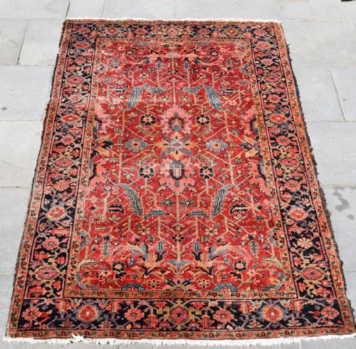 an antique small roomsize heriz carpet with allover design 283x184cm - CATEGORY: ANTIQUE RUGS - DATED 1900