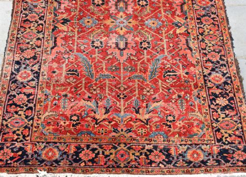 AN ANTIQUE SMALL ROOMSIZE HERIZ CARPET WITH ALLOVER DESIGN 283X184CM - ADDITIONAL PHOTO 1