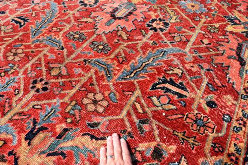 AN ANTIQUE SMALL ROOMSIZE HERIZ CARPET WITH ALLOVER DESIGN 283X184CM - ADDITIONAL PHOTO 4