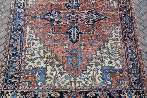AN ANTIQUE SMALL ROOM SIZE HERIZ CARPET 283X203CM - ADDITIONAL PHOTO 1