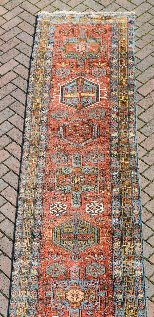 A GOOD ANTIQUE HERIZ NARROW RUNNER 434X84 CM - ADDITIONAL PHOTO 3