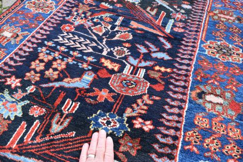 AN UNUSUAL BAKHTIARI RUNNER 465X100CM - ADDITIONAL PHOTO 3