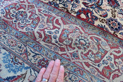AN EXCEPTIONALLY FINE ANTIQUE ISFAHAN CARPET 278X190CM - ADDITIONAL PHOTO 3