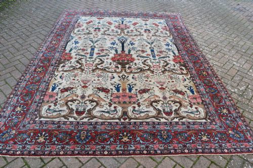 AN EXCEPTIONAL QUM CARPET 326X238CM - ADDITIONAL PHOTO 1