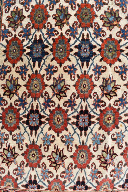 A FINE ANTIQUE VERAMIN RUG 200X153 CM - ADDITIONAL PHOTO 2